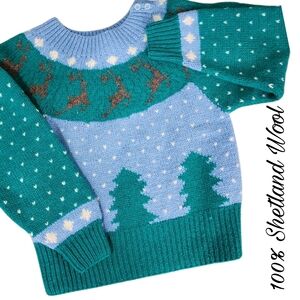 Vintage Handkitted Wool Nordic Reindeer Print Sweater Cozy Winter Christmas